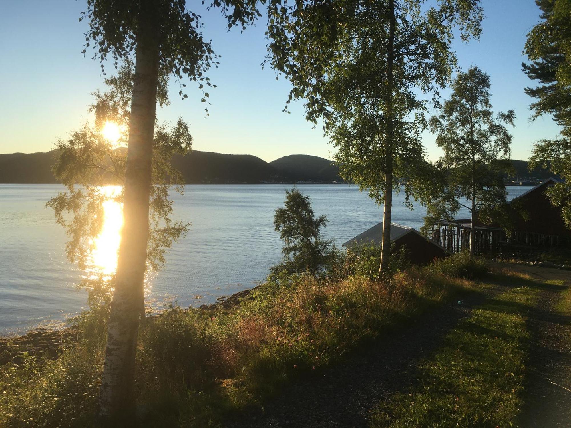 Stille Og Landlig, Men Sentrumsnaer Leilighet Namsos Exterior foto